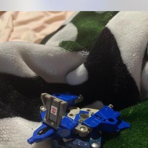 Collectible transformers from 1986 fighter jet